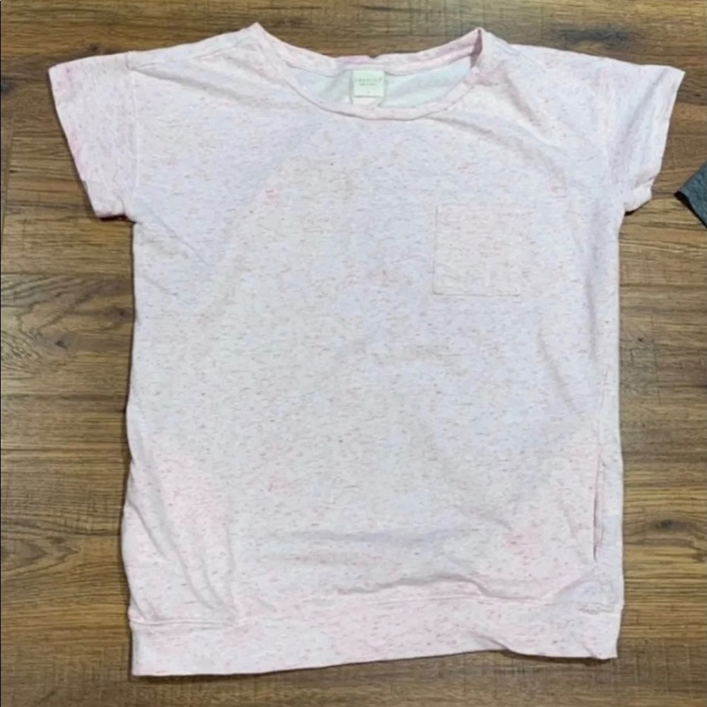 Forever 21 Short Sleeve Light Pink Top size small